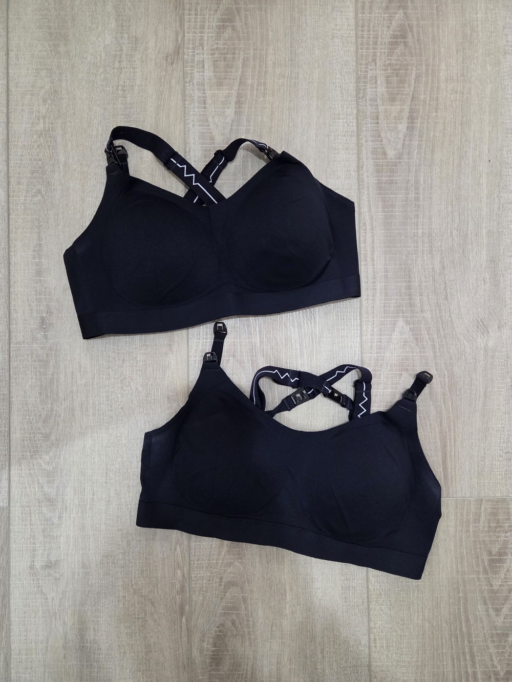 Momcozy Pumping/Nursing Bras